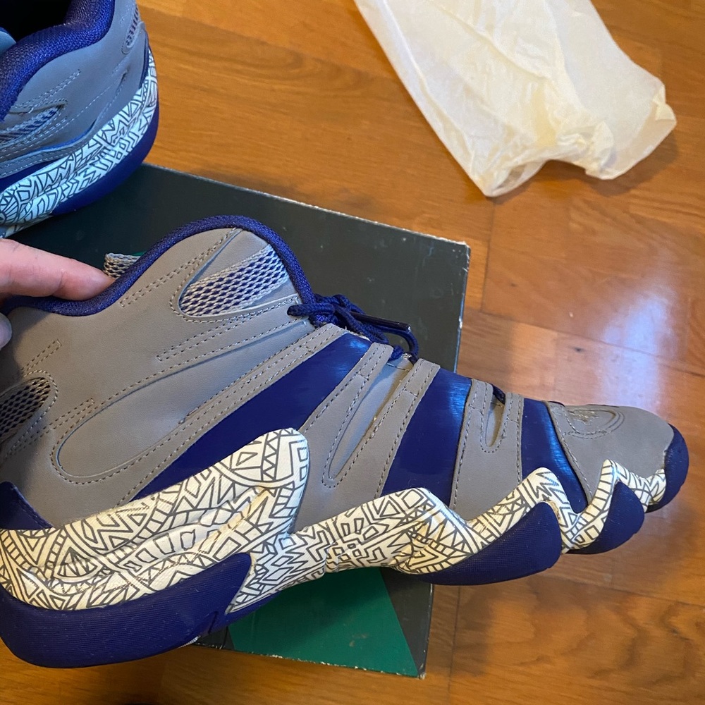 Crazy 8 Kobe Bryant adidas size 10 - Picture 3 of 4